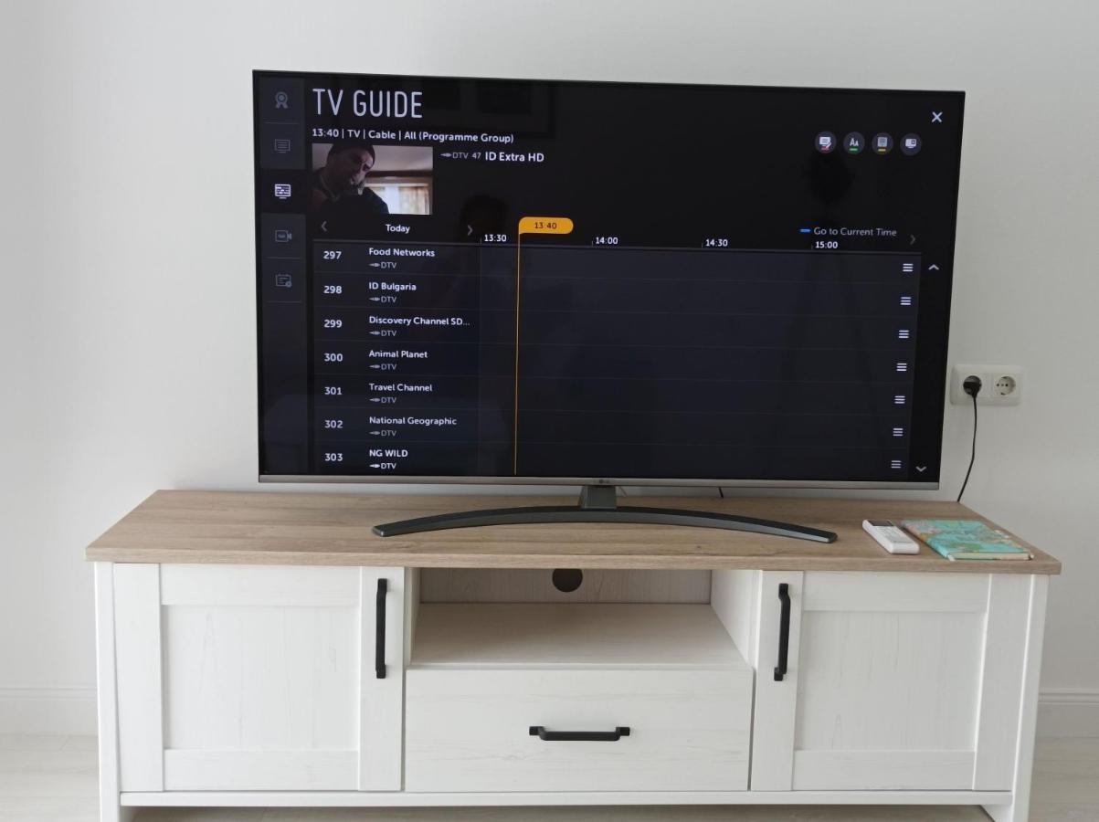 Jazz & Wine - Luxury Apartment By The Sea & Parking & Hbo & Netflix Várna Kültér fotó