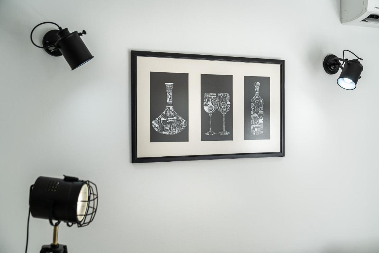 Jazz & Wine - Luxury Apartment By The Sea & Parking & Hbo & Netflix Várna Kültér fotó