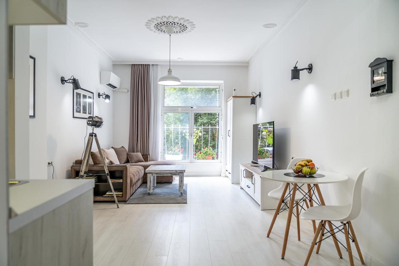 Jazz & Wine - Luxury Apartment By The Sea & Parking & Hbo & Netflix Várna Kültér fotó